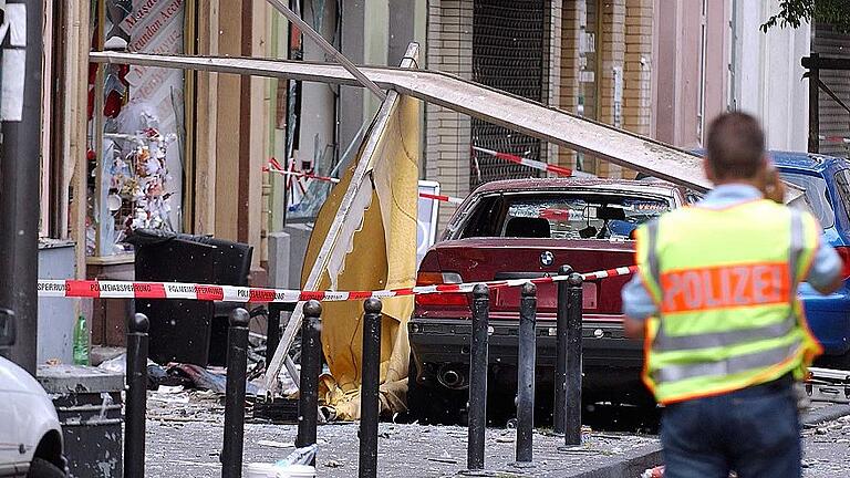 NSU-Prozess- Bombenanschlag in der Keupstraße       -  Der NSU verübte zwei Bombenanschläge in Köln. Beim Nagelbombenattentat am 9. Juni 2004 in der Keupstraße wurden 22 Menschen verletzt.