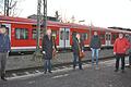 Ab 12. Dezember&nbsp;kann man auf der Bahnstrecke Würzburg-Lauda auch an den Wochenenden im Stundentakt fahren. Darüber freuen (von links) sich die Bürgermeister Stefan Hemmerich aus Reichenberg, OB Christian Schuchardt aus Würzburg, Gunther Erhardt aus Geroldshausen, Björn Jungbauer aus Kirchheim, Altbürgermeister Anton Holzapfel aus Kirchheim und Marcus Wessels aus Wittighausen.