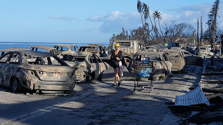 Brände in Hawaii.jpeg       -  Die Zahl der Toten nach den verheerenden Busch- und Waldbränden auf der Insel Maui im US-Bundesstaat Hawaii ist weiter gestiegen.