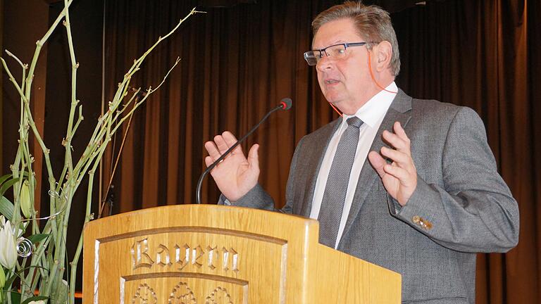 Staatssekretär Gerhard Eck Staatssekretär Gerhard Eck