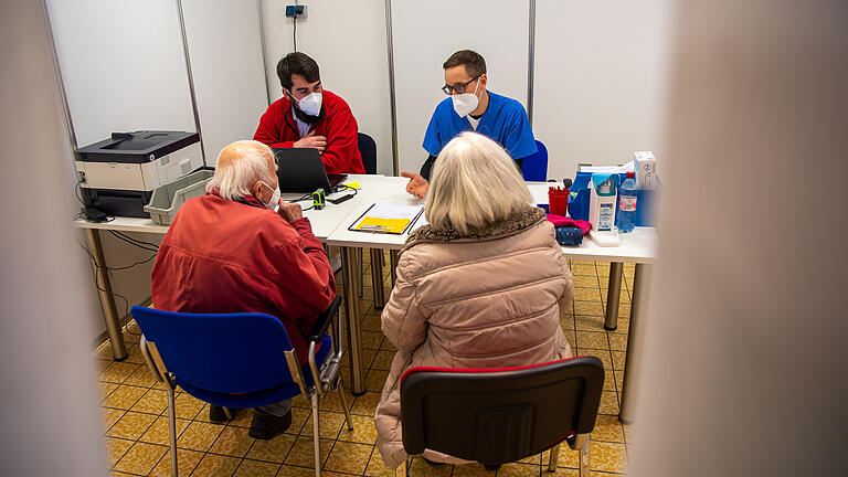 In Stadt und Landkreis Schweinfurt kommt das Impfen der Senioren gut voran.