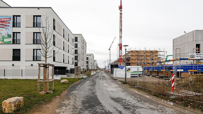 Am neuen Stadtteil Hubland wird noch immer gebaut. Zukünftig sollen weitere Wohnungen und Häuser dort entstehen. Aber reicht das, um den Wohnungsmangel zu bekämpfen?