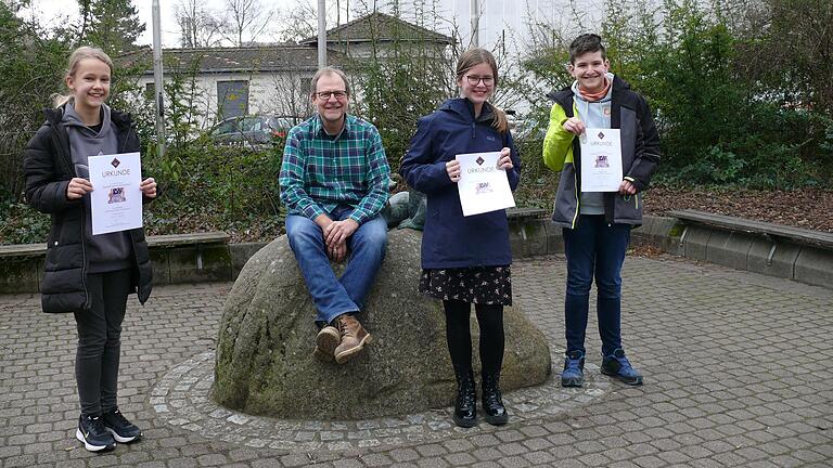 Von links: Leni Nießner, Jürgen Fischer, Manishá Bordas, Philipp Sauer.