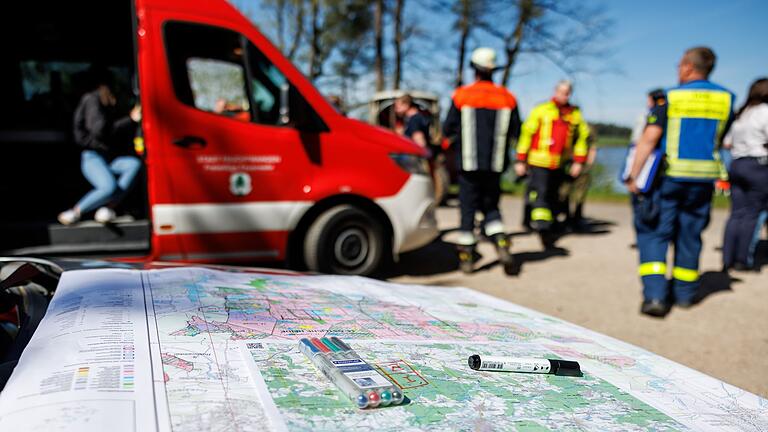 Katastrophenschutzübung       -  Bund und Staatsregierung wollen den Katastrophenschutz verbessern. (Archivbild)