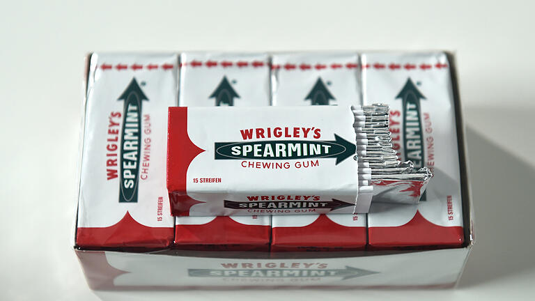 Kaugummis der Marke Wrigleys Spearmint       -  Wrigleys Spearmint Kaugummis als Streifen werden nicht mehr produziert – und sind seitdem sehr gefragt.