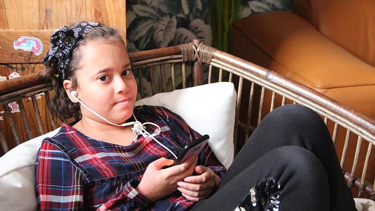 Schon häufig musste Asani Taiwo im Krankenhaus behandelt werden. Deshalb durfte sie auch in einem Video mitwirken.Heike Beudert       -  Schon häufig musste Asani Taiwo im Krankenhaus behandelt werden. Deshalb durfte sie auch in einem Video mitwirken.Heike Beudert