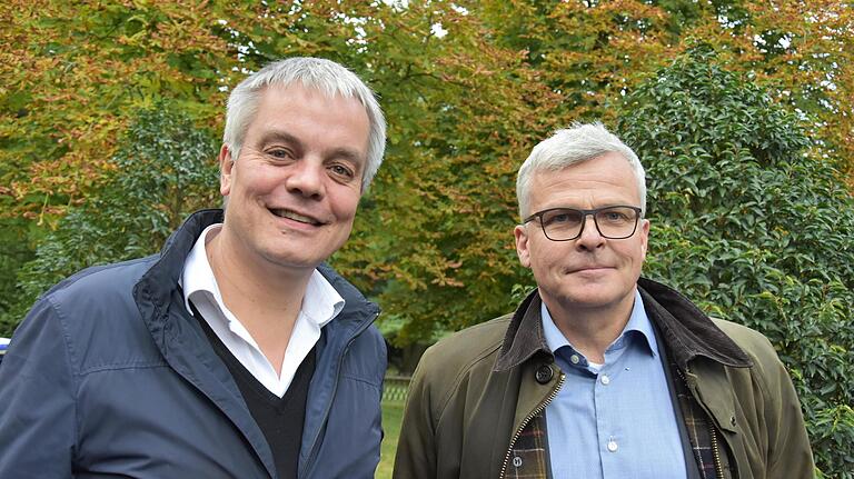 Dirk Terwey (links), geschäftsführender Direktor des Mainfranken Theaters, mit Intendant Markus Trabusch. Dirk Terwey (links), geschäftsführender Direktor des Mainfranken Theaters, mit Intendant Markus Trabusch.