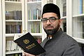 Bait-un-Naseer Moschee in Augsburg.jpeg       -  Der Augsburger Imam Mohammad Luqman Shahid leitet seit 2019 die Bait-un-Naseer-Moschee in Augsburg-Oberhausen.