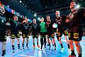 Handball-Weltmeister: Die deutsche U-21-Nationalmannschaft mit Nils Lichtlein (Zweiter von links) feiert den Titel nach ihrem Finalsieg über Ungarn in der Berliner Max-Schmeling-Halle.&nbsp;