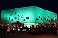 Die stimmungsvolle Atmosphäre ist ein Kennzeichen des Bier- und Weindorfs auf dem Vorplatz der Lohrer Stadthalle. Foto: Thomas Josef Möhler