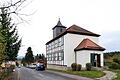 Im Zuge der Totalsanierung erfuhr auch die Außenfassade des Weimarschmiedener Kirchleins eine umfassende Renovierung und prägt jetzt wieder als Schmuckstück das Dorf. Foto: Fred Rautenberg