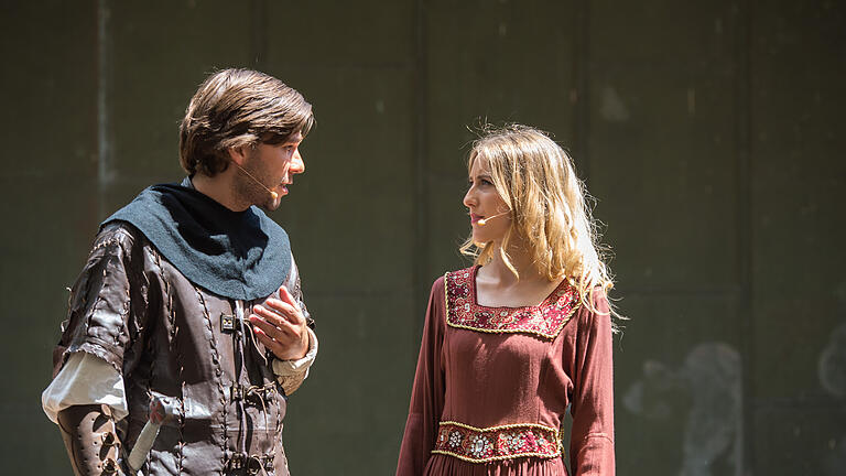 Proben zum Abenteuer Stück 'Robin Hood - Eine Legende' auf der Freilichtbühne Sömmersdorf.