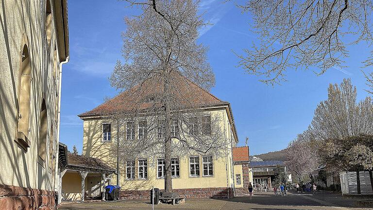 Die Henneberg-Grundschule in Garitz.       -  Die Henneberg-Grundschule in Garitz.