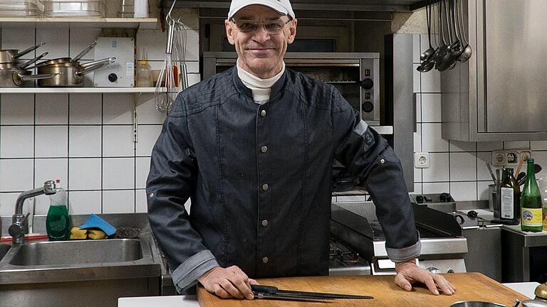 Christof Zirkelbach vom Restaurant 'Zur Holzmühle' tritt bei der Kabel-1-Show 'Mein Lokal, Dein Lokal' an. Christof Zirkelbach vom Restaurant 'Zur Holzmühle' tritt bei der Kabel-1-Show 'Mein Lokal, Dein Lokal' an.