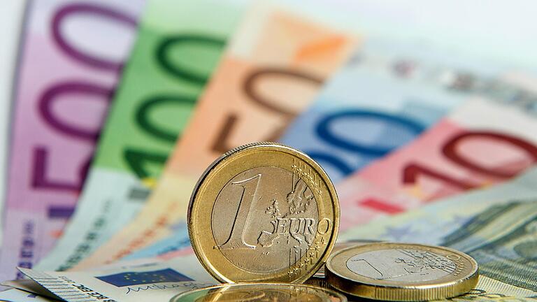 Es ging um viel Geld für notwendige Investitionen in den Vorberatungen zum Haushalt 2024 in Schondra. - Es ging um viel Geld für notwendige Investitionen in den Vorberatungen zum Haushalt 2024 in Schondra. Es ging um viel Geld für notwendige Investitionen in den Vorberatungen zum Haushalt 2024 in Schondra. - Es ging um viel Geld für notwendige Investitionen in den Vorberatungen zum Haushalt 2024 in Schondra.