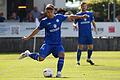 Luis Wagner (vorne) legte seinem Mitspieler Mohamed Conte (nicht im Bild) das Tor für den FV 04 Würzburg gegen Eintracht Bamberg auf. Am zweiten Bayernliga-Spieltag treten die Blauen auswärts beim ATSV Erlangen an.
