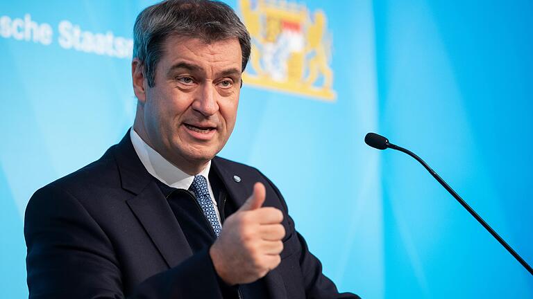Ministerpräsident Markus Söder (CSU) will heute über die Lockerung der Corona-Einschränkungen für Kneipen, Clubs und Bars in Bayern entscheiden. Ministerpräsident Markus Söder (CSU) will heute über die Lockerung der Corona-Einschränkungen für Kneipen, Clubs und Bars in Bayern entscheiden.