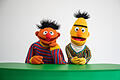 390269147.jpg       -  Gute Freunde: Die Figuren Ernie und Bert aus der Sesamstraße.