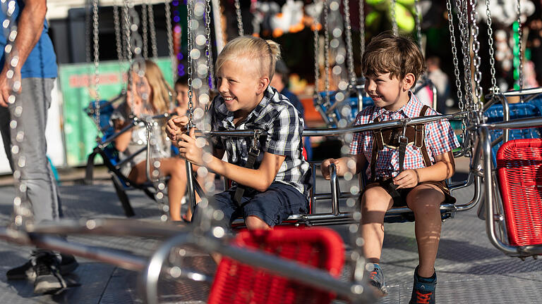 Laurenzi-Messe in Marktheidenfeld       -  Zahlreiche Menschen besuchen am Samstag (10.08.24) die Laurenzi-Messe in Marktheidenfeld.