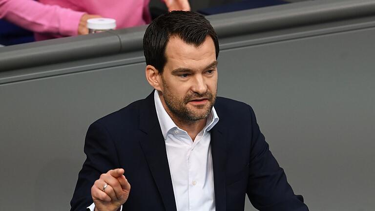Bundestag - Johannes Vogel möchte Korrekturen an der Reform. Bundestag - Johannes Vogel möchte Korrekturen an der Reform.