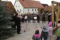 Gelegentlich kehrt Leben ein am Dornheimer Dorfplatz. Vielen ist dieser Ort mit seinem an das alte Rathaus erinnernden Fachwerk-Fragment aber zu kahl und unwirtlich.&nbsp;