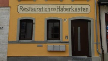 Die Gaststätte Haberkasten in der Manggasse wurde von der Brauerei Roth umgebaut. Es ist keine Gaststätte mehr, sondern es wurden Wohnungen eingerichtet.