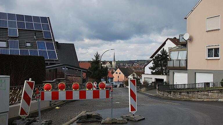 In der Josef-Heeger-Straße in Rimpar wird noch gebaut.