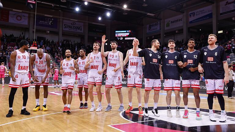 24 Mal durften die Würzburg Baskets in dieser Saison mit ihren Fans feiern. Das ist deutlich häufiger, als es zu erwarten war.