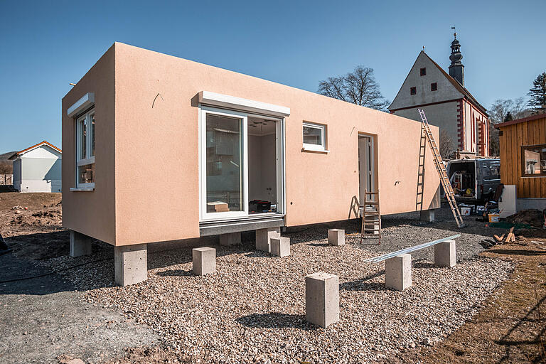 6 Schritte zum Tiny House: Wie das Mini-Traumhaus an seinen Platz kommt 6 Schritte zum Tiny House: Wie das Mini-Traumhaus an seinen Platz kommt