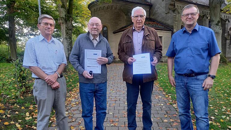 Auf dem Foto Winfried Golonka, Kreisvorsitzender, Erwin Schneider, Arnold Falkenstein, Bernd Kießling, Kreisgeschäftsführer.