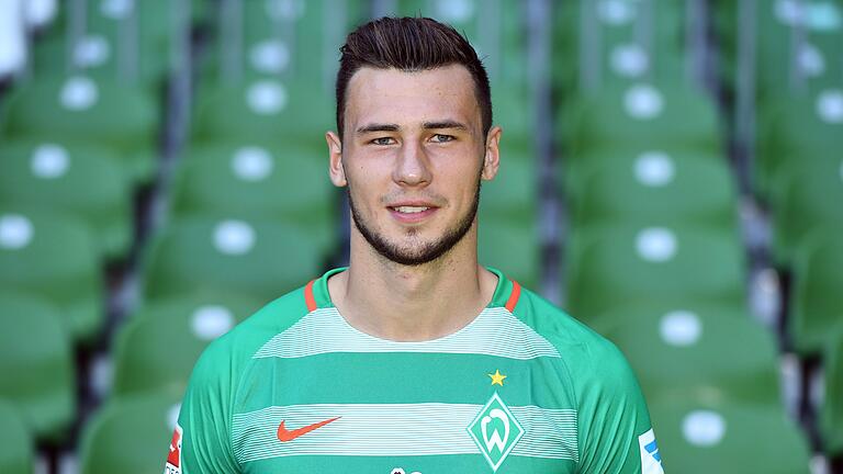 Fussball       -  Lukas Froede
Bremen, 20.07.2016, Fussball, SV Werder Bremen, Fototermin