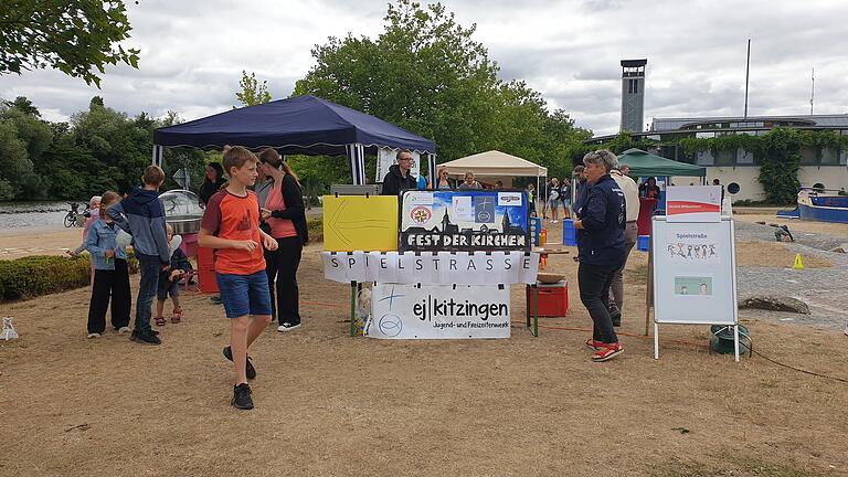 Beim 'Fest der Kirchen' gab es auch eine Spielstraße.