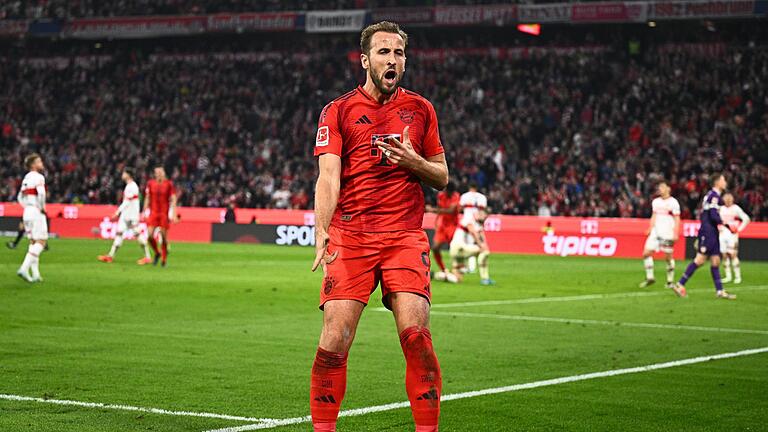 Bayern München - VfB Stuttgart       -  Harry Kane trifft beim Sieg gegen Stuttgart dreifach.