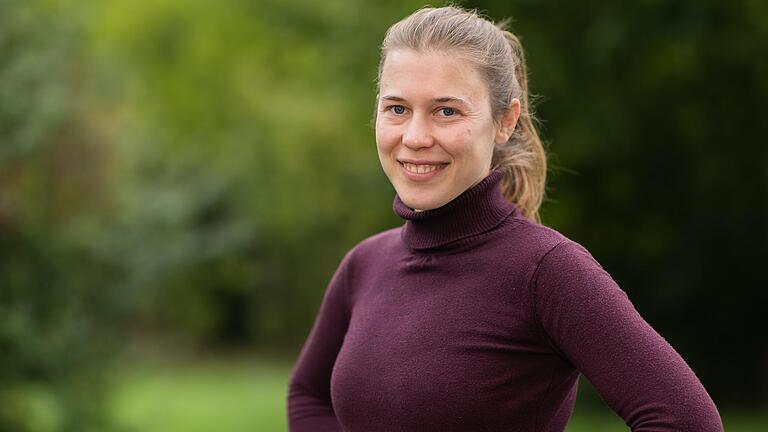 Sarah Manzer ist Doktorandin an der Uni Würzburg, forscht zu Auswirkungen von Pflanzenschutzmitteln auf die Honigbiene und weiß, wie sehr die Tiere in heißen Trockenperioden leiden.