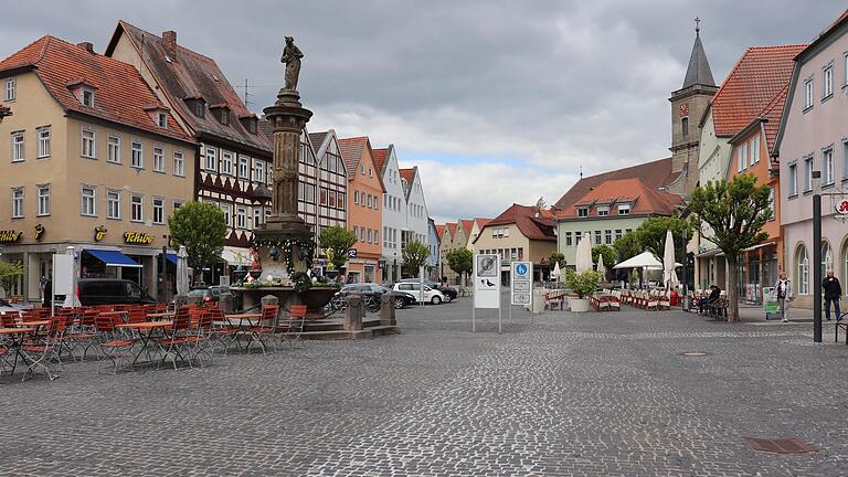 Nicht viel los auf dem Neustädter Marktplatz. Hängt das mit der Kälte zusammen?