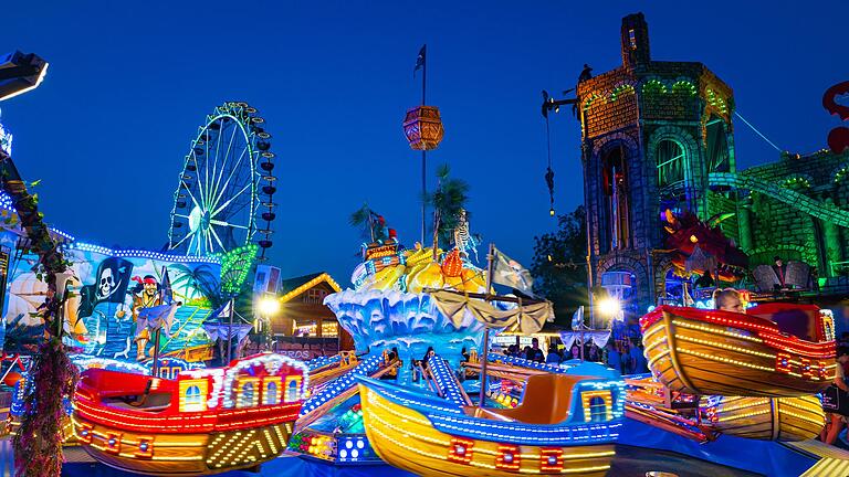 Das Schweinfurter Volksfest 2022 war laut Stadt ein voller Erfolg: Über 100.000 Besucherinnen und Besucher kamen auf das Gelände.