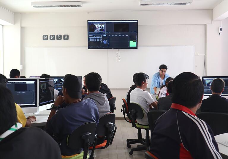 In Nicht-Corona-Zeiten gehört digitales Lernen an der Richard-von-Weizsäcker-Schule im bolivianischen Cochabamba zum Schulalltag.