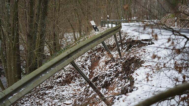 Wann die Bauarbeiten auf der Straße zwischen Steinach und Schmalwasser beginnen können, hängt laut dem Staatlichen Bauamt von der Witterung ab.