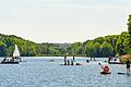 Am Ellertshäuser See im Landkreis Schweinfurt nutzten einige Besucher das gute Wetter Anfang Juni bereits aus.