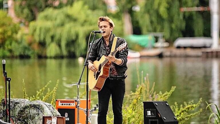 Sorgte für Furore am Mainufer: Musiker Arthur Gepting aus Karlsruhe.