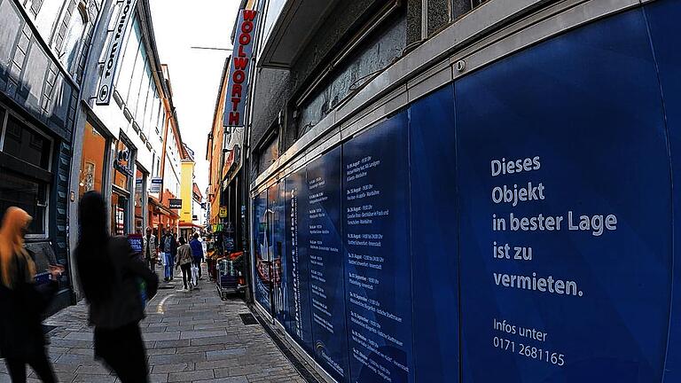 Gute Idee: Besser als verklebte Schaufenster, hier in der Keßlergasse.