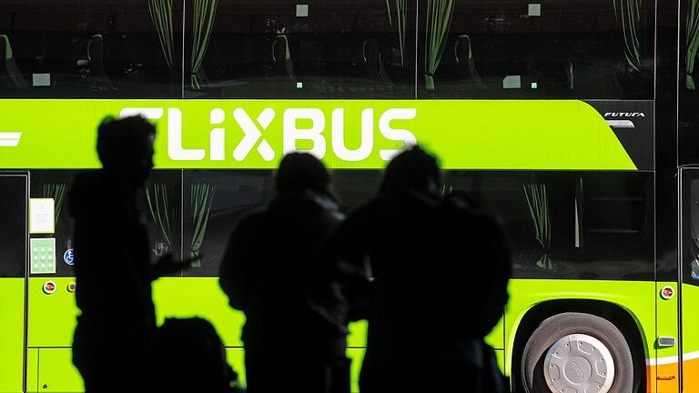 Flixbus       -  Der 2011 gegründete Fernbusanbieter Flixbus ist eines der bekanntesten bayerischen Start-ups.