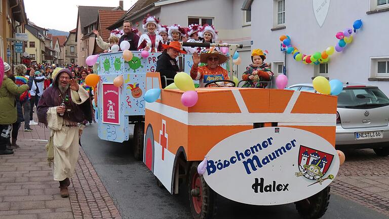 Am Rosenmontag ziehen alle Faschingsnarren durch die Bischofsheimer Innenstadt. Am Rosenmontag ziehen alle Faschingsnarren durch die Bischofsheimer Innenstadt.