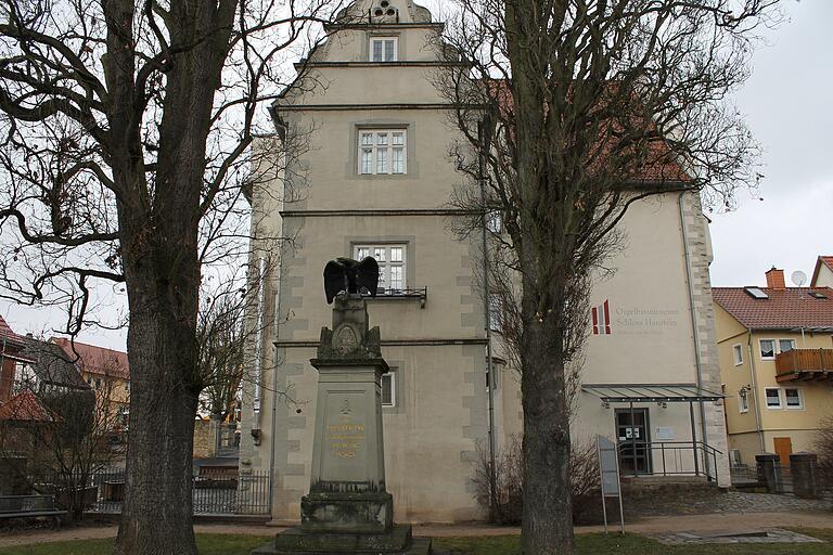 Stattlicher Amtssitz für die Königin der Instrumente: das Schloss Hanstein in Ostheim.