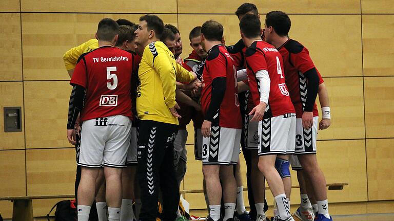 Nach dem Abstieg aus der Bezirksoberliga sortierte sich derTV Gerolzhofen in der Bezirksliga neu. Aktuell liegt die Mannschaft aber auch da am Tabellenende.