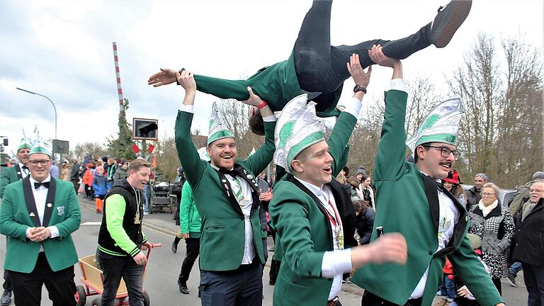 Mancher wurde sogar getragen beim Faschingszug 2023 in Wiesentheid.