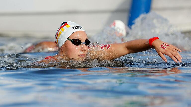 Die Würzburger Schwimmerin Leonie Beck zeigt sich beim olympischen Freiwasser-Rennen in Tokio in starker Form.