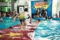 Zum ersten Mal nach der Pandemie veranstaltet das Geomaris eine Pool-Party mit Spielen und Musik im Hallenbad. Neben dem Großevent am 28. Dezember wird es ab Frühjahr auch wieder Kurse für Berufstätige geben.