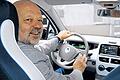 Bei der Elektromobilität vorne dabei: Hans-Josef Fell in seinem neuen Auto.WOLFGANG DÜNNEBIER