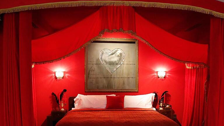 PALESTINIAN-ISRAEL-CONFLICT-ART       -  In der Präsidenten-Suite